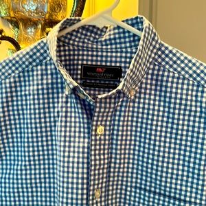 Mens Like New/Great Condition Vineyard Vines  Blue/White Check Size XS